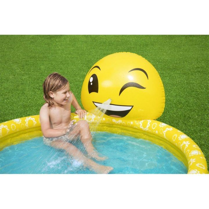 Baseinas su besišypsančio veiduko motyvu ir vandens purkštuvu Bestway Summer Smiles, 282 l