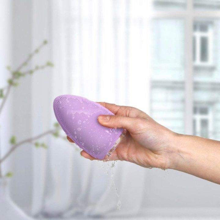 Silikoninis veido valymo šepetėlis Silkn Bright, violetinis