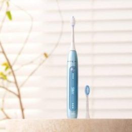 Garsinis elektrinis dantų šepetėlis Silk'n SonicYou, šviesiai mėlynas