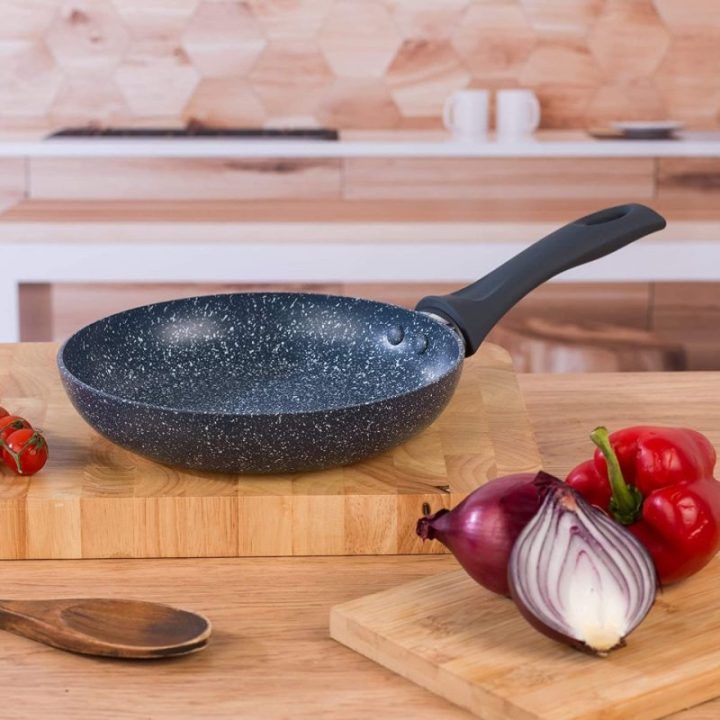Keptuvė su nepridegančia danga Russell Hobbs Nightfall, 20 cm, mėlyno marmuro spalvos