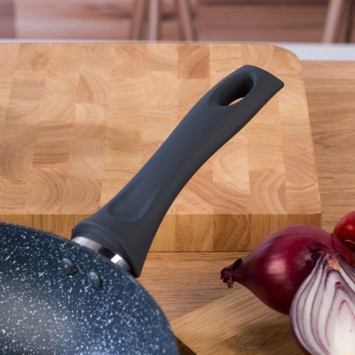 Keptuvė su dviejų sluoksnių nepridegančia danga Russell Hobbs Nightfall, 28 cm, mėlyno marmuro spalvos