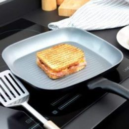 Aukšta grilio keptuvė Russell Hobbs Crystaltech, 28 cm