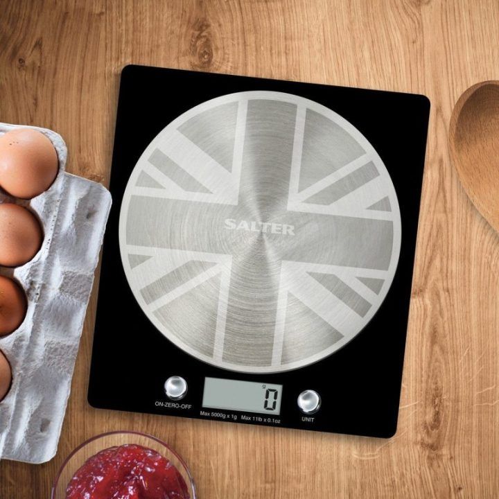 Skaitmeninės diskinės virtuvinės svarstyklės Salter Great British, 5 kg, juodos