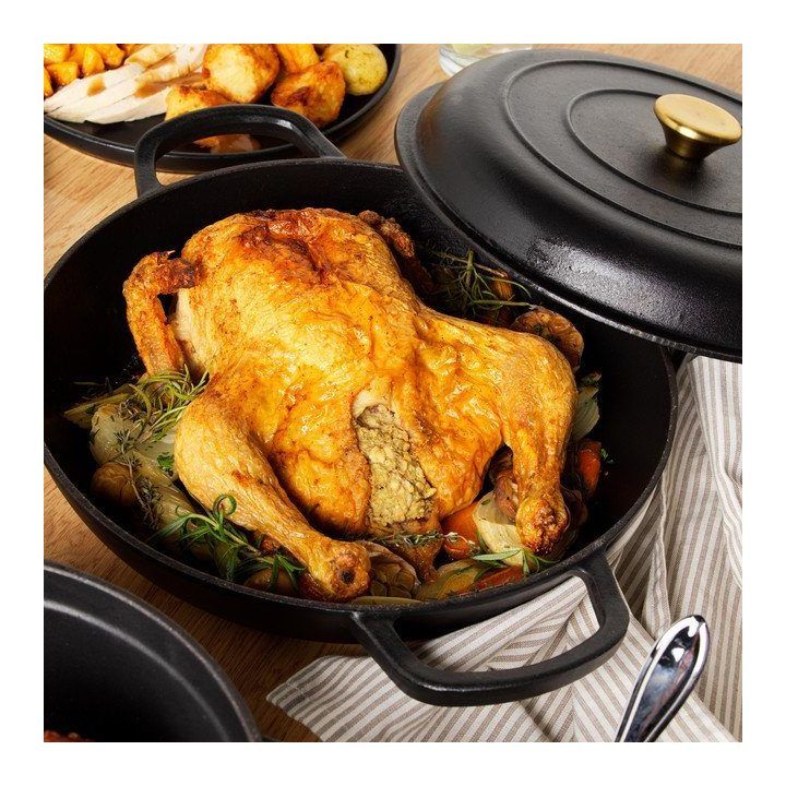 Ketaus troškintuvas Russell Hobbs, 30 cm, juodas