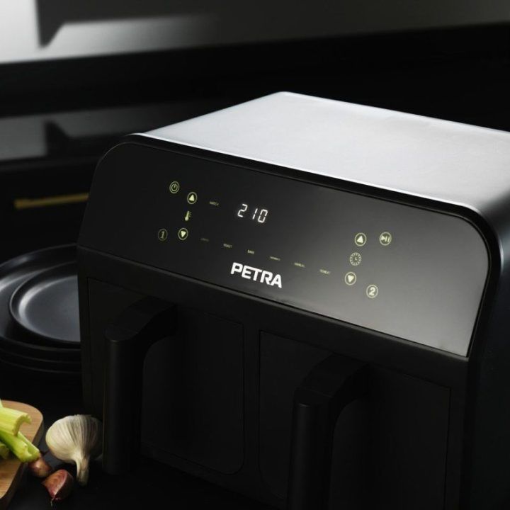 Karšto oro gruzdintuvė su dviem krepšeliais Petra Dual Air, po 3,7 l, juoda