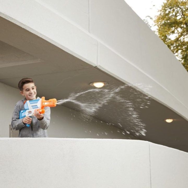 Vandens šautuvas su dviem besisukančiomis srovėmis NERF Super Soaker Twister, 1094 ml