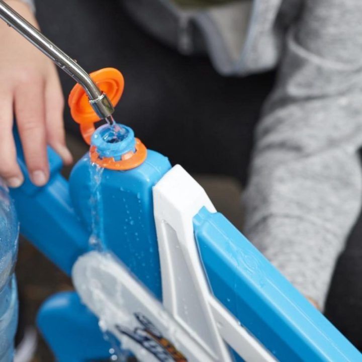 Vandens šautuvas su dviem besisukančiomis srovėmis NERF Super Soaker Twister, 1094 ml