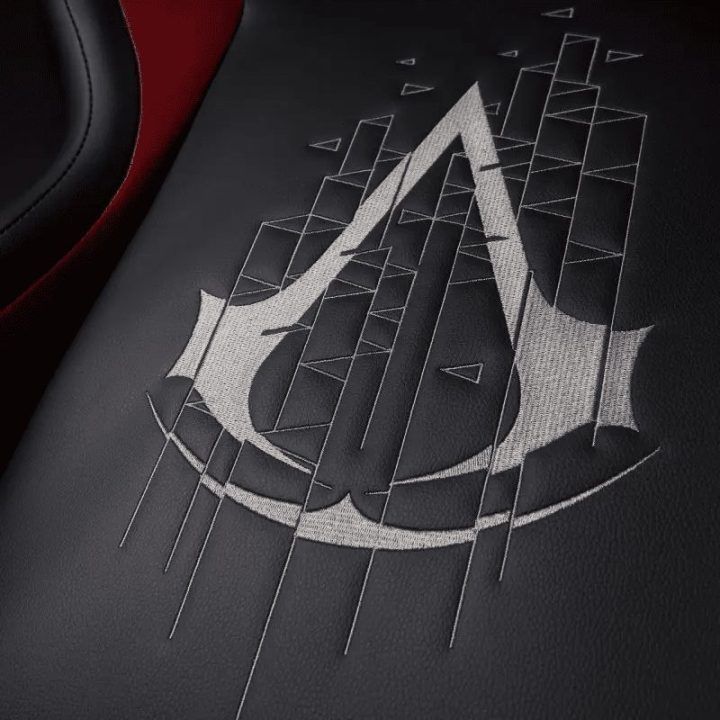 Žaidimų kėdė su Assassin’s Creed motyvu Subsonic Pro
