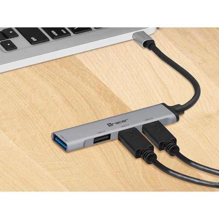 USB šakotuvas su USB-C jungtimi Tracer H40, 4 prievadų, sidabro ir juodos spalvos