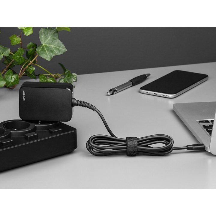Nešiojamojo kompiuterio įkroviklis su USB-C jungtimi Tracer Prime, 65 W, 1,78 m