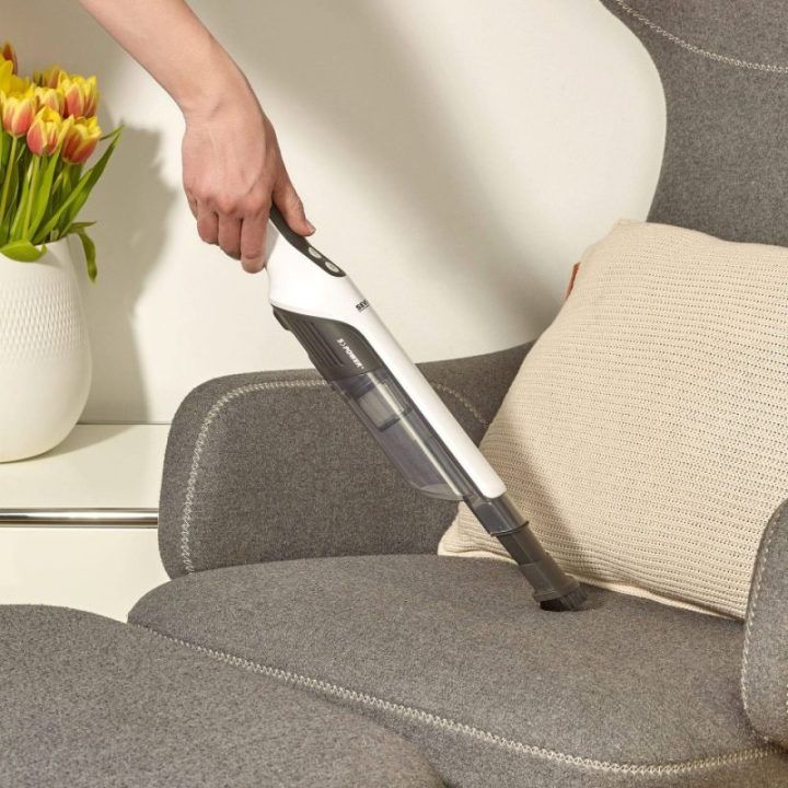 Belaidis siurblys gyvūnų plaukams Severin HV 7140, 120 W, juodos ir baltos spalvos