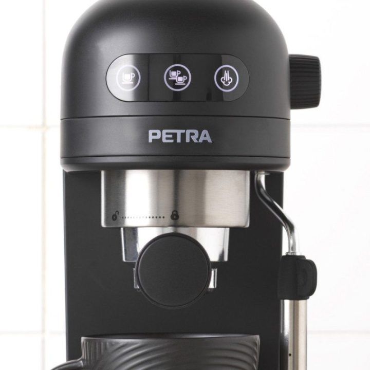 Espreso aparatas su pieno putų plakikliu Petra PT5240BVDE, 1465 W, 1,4 l