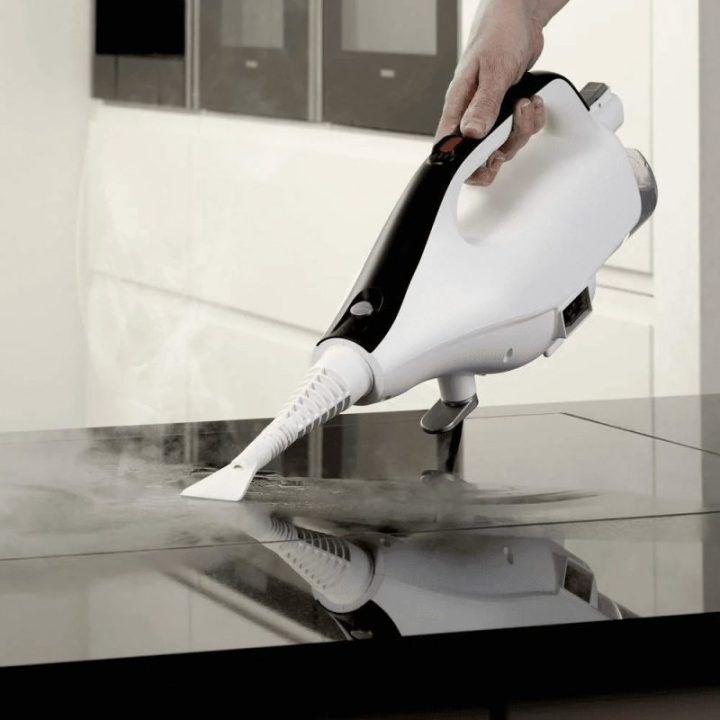 Garų šluota Severin SC 7145, 1400 W, 9 m, juoda su balta