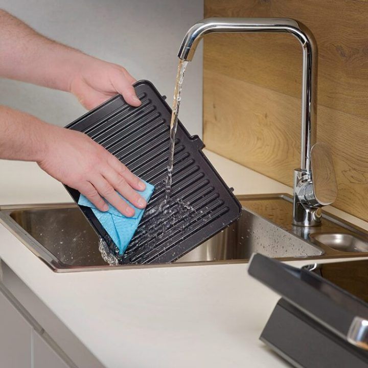 Kontaktinė kepsninė su 5 automatinėmis programomis Severin Comfort KG 2399