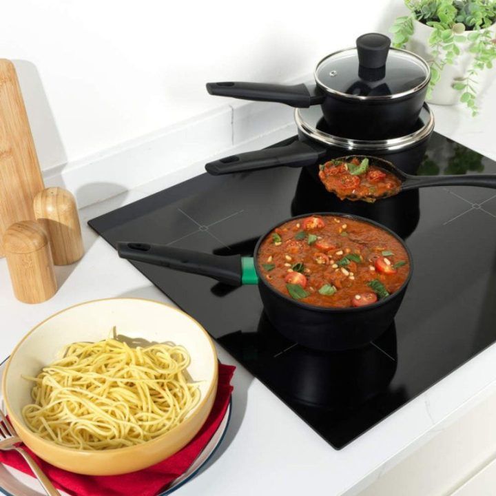 Puodas su keramine nelimpančia danga Russell Hobbs Verde, 18 cm