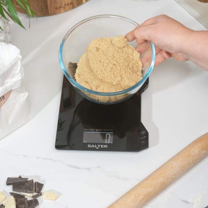 Virtuvinių svarstyklių ir termometro rinkinys Salter, 5 kg