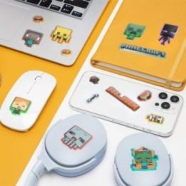 Iškilių įrenginių lipdukų rinkinys su Minecraft personažais Paladone, 60 vnt