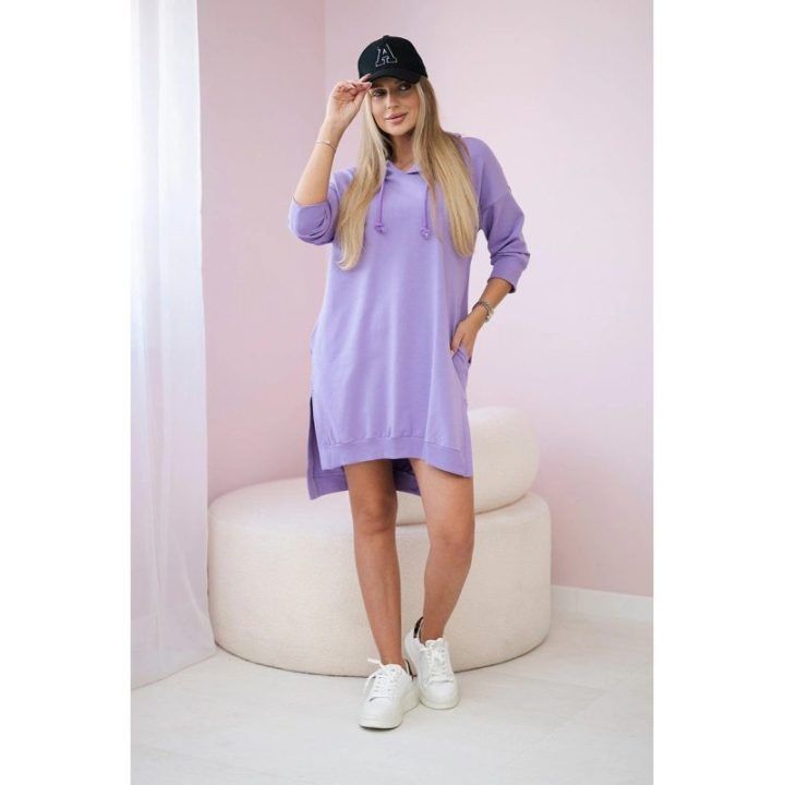 Medvilninė suknelė su gobtuvu ir ilgesne nugara, violetinė