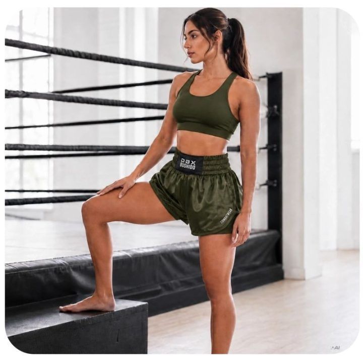 Moteriški Muay Thai šortai DBX Bushido Combatwear, kariškai žali