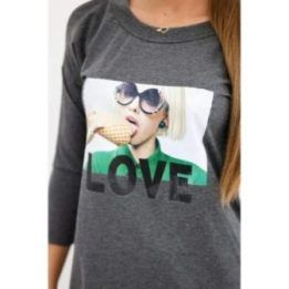 Medvilninė suknelė su „Love“ užrašu, grafito