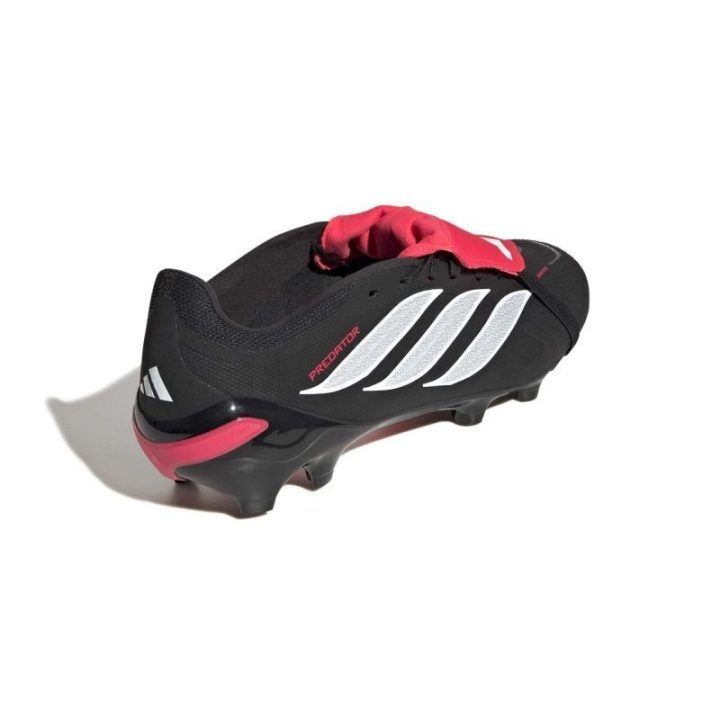 Futbolo bateliai natūraliai vejai adidas Predator League FT