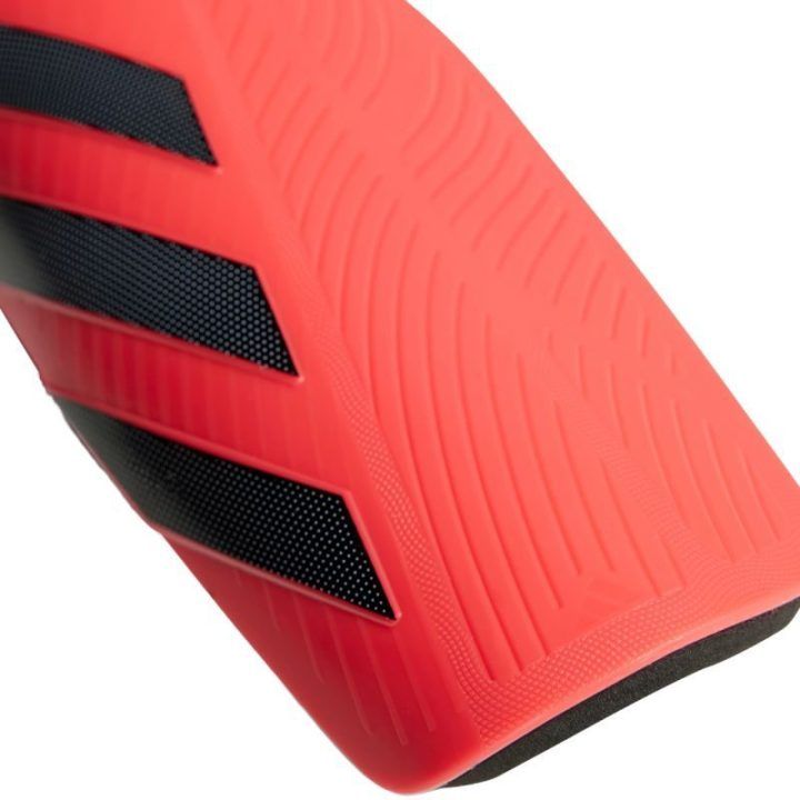 Futbolo blauzdų apsaugos adidas Tiro Club JM4203