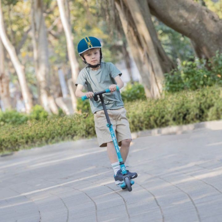 Vaikiškas dviračio šalmas Globber Ultimum, 51–55 cm, petrolio spalvos