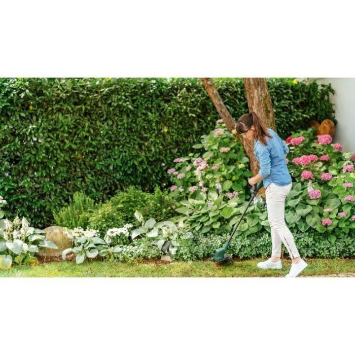 Trimeris Bosch EasyGrassCut 18V-26, žalias ir juodas