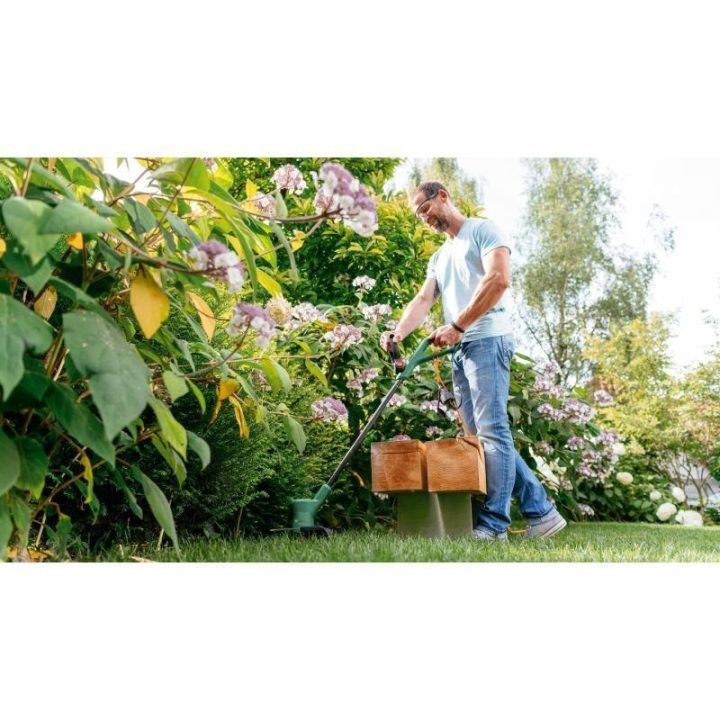 Trimeris Bosch EasyGrassCut 18V-26, žalias ir juodas