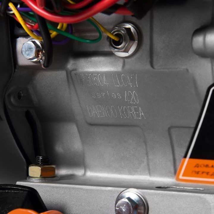 Benzininis generatorius Daewoo GDA 7500DPE-3, oranžinis ir juodas