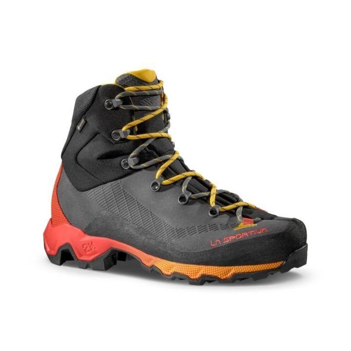 Vyriški žygio batai La Sportiva Aequilibrium Trek GTX, anglies ir geltoni