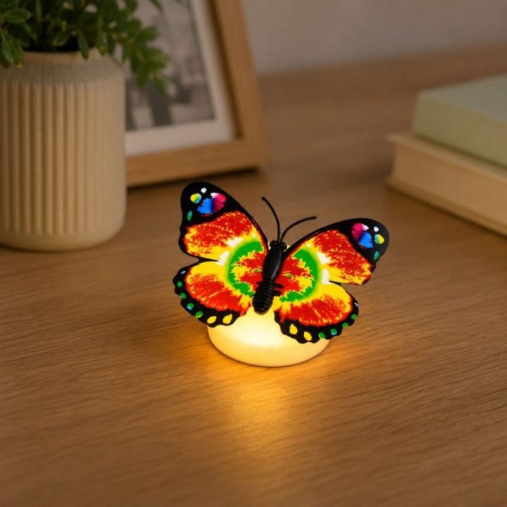 Lipni LED drugelio formos dekoracija, 6 × 5 cm