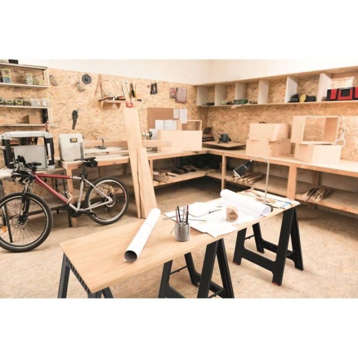 Statybinis stovas Kistenberg Titan Stand, juodas ir raudonas