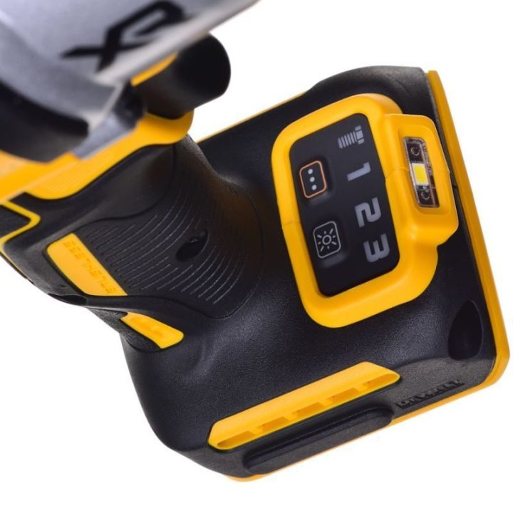 Smūginis veržliasukis DeWALT DCF900N, 18 V, geltonas