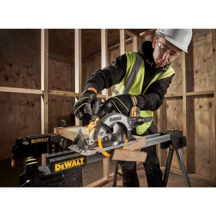 Akumuliatorinis diskinis pjūklas DeWALT DCS565N, 18 V, 165 mm