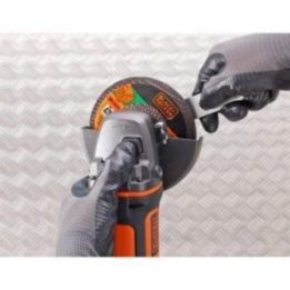 Kampinis šlifuoklis BLACK+DECKER BDBCG720N, 18 V, juodas ir oranžinis