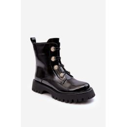 Moteriški dygsniuoti batai su ornamentinėmis sagomis D&A MR870-51 Black