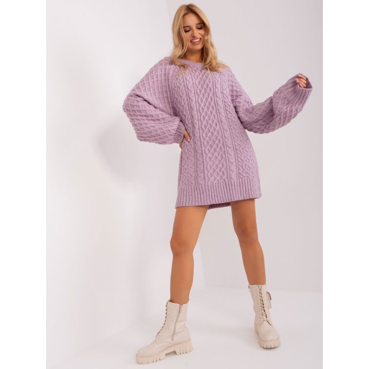 Šviesiai violetinis megztinis