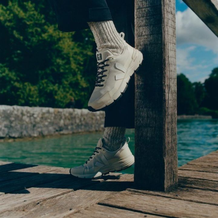 Moteriški laisvalaikio sportbačiai Veja Dekkan Alveomesh, balti