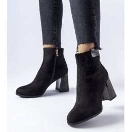 Juodi elegantiški Serbadone stiletto batai