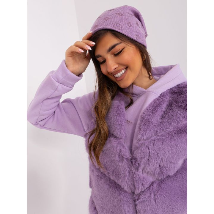 Kepurė šviesiai violetinės spalvos