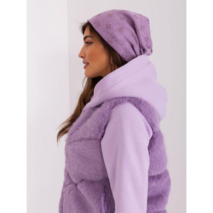 Kepurė šviesiai violetinės spalvos