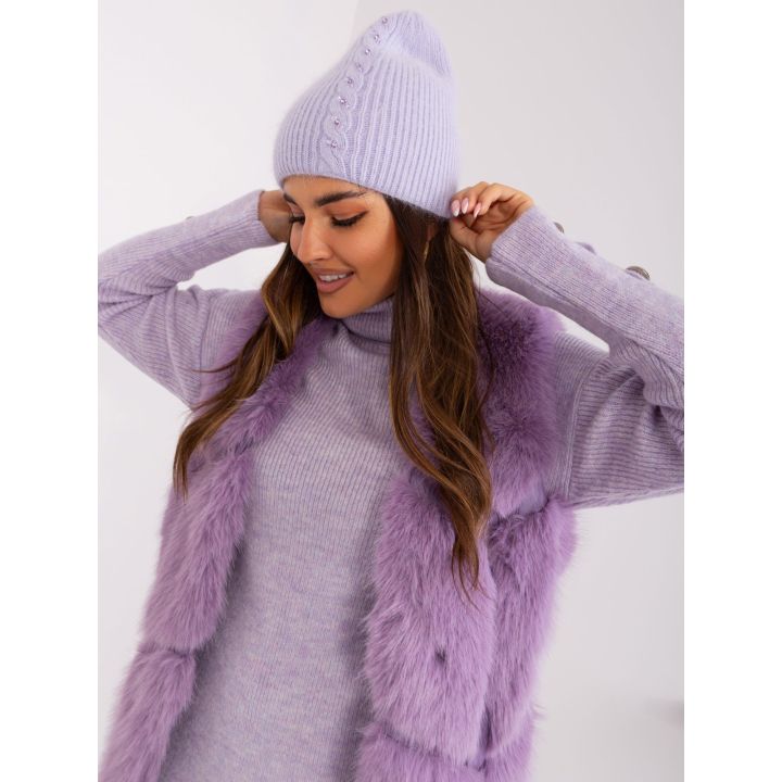 Kepurė šviesiai violetinės spalvos