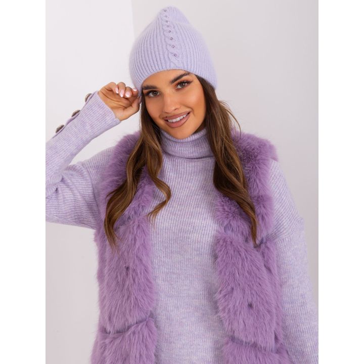 Kepurė šviesiai violetinės spalvos