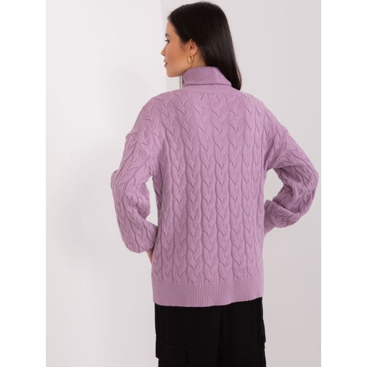 Šviesiai violetinis megztinis