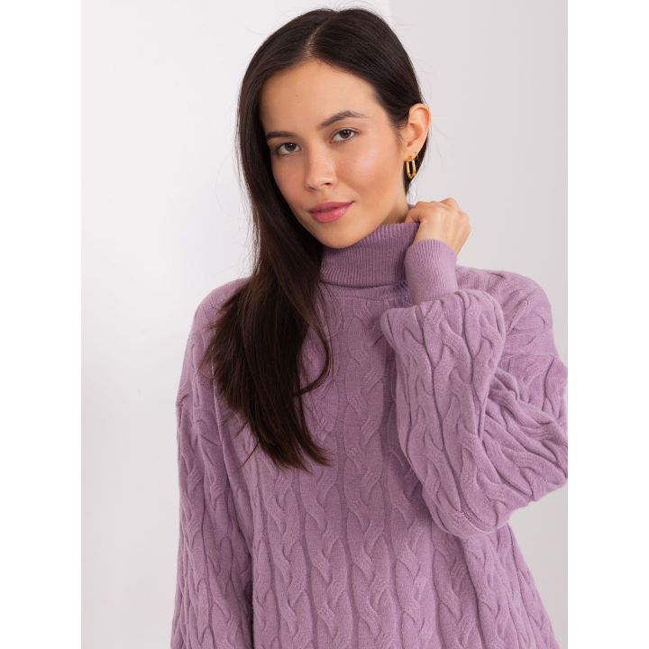 Šviesiai violetinis megztinis