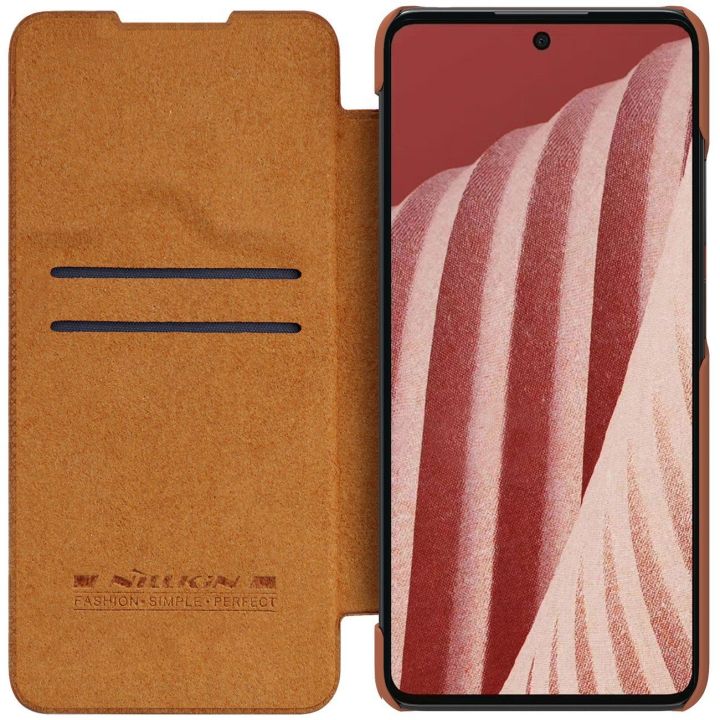 Nillkin Qin odinis dėklas Samsung Galaxy A73 rudos spalvos