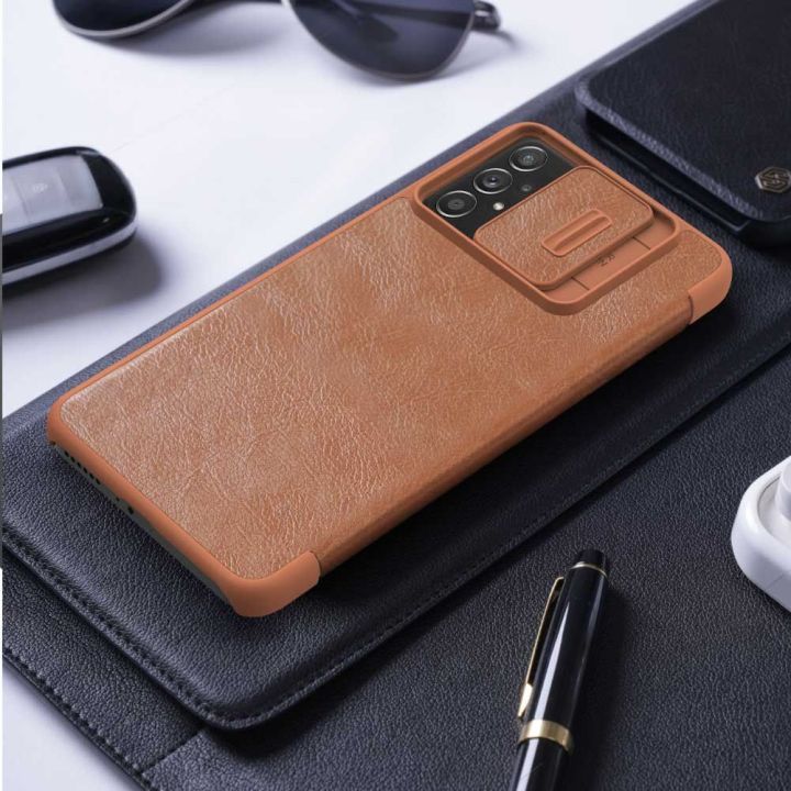 Nillkin Qin odinis dėklas Samsung Galaxy A73 rudos spalvos