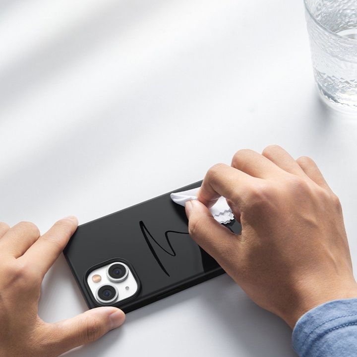 LP626 Silky Silicone Protective Case guminis lankstus silikoninis telefono dėklas, skirtas iPhone 14 Plus , juodas (90920)