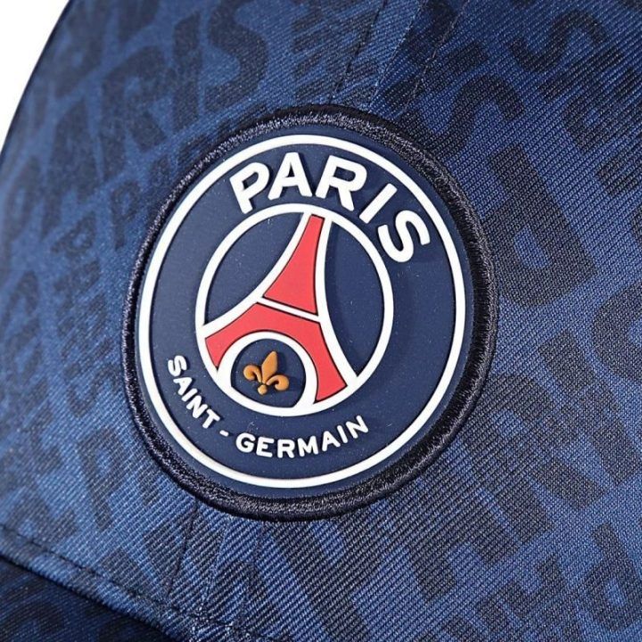 Medvilninė kepurė su snapeliu Paris Saint Germain